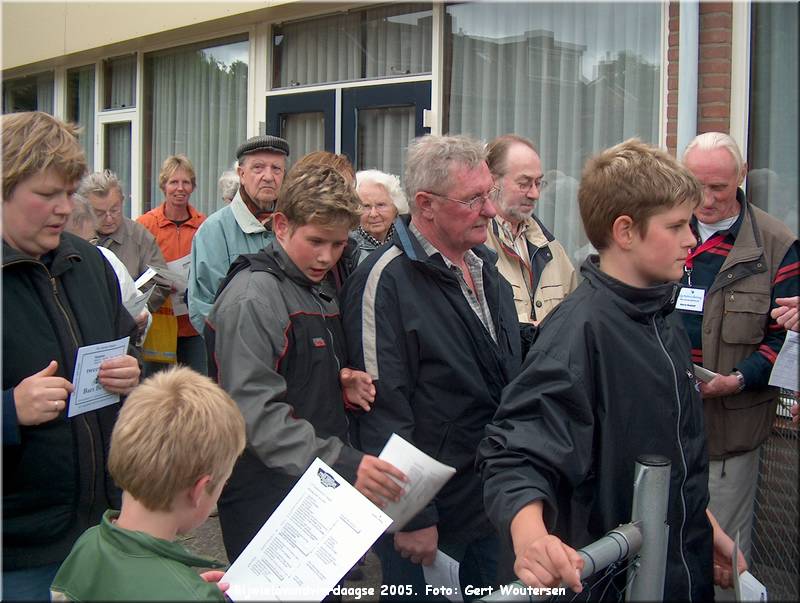 HPIM7582.JPG  Rijwielavondvierdaagse 2005