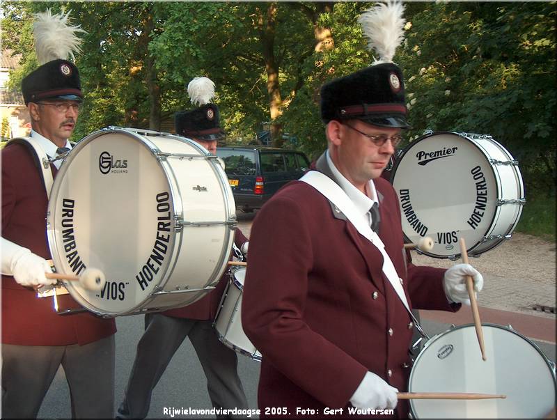 HPIM7709.JPG  Rijwielavondvierdaagse 2005