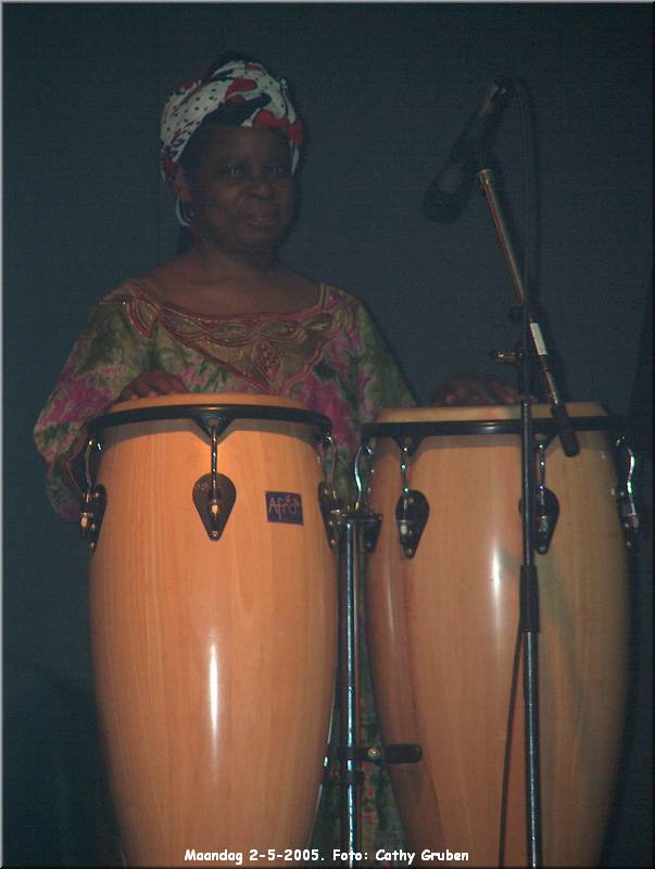 HPIM5902.JPG  Maandag 2-5-2005