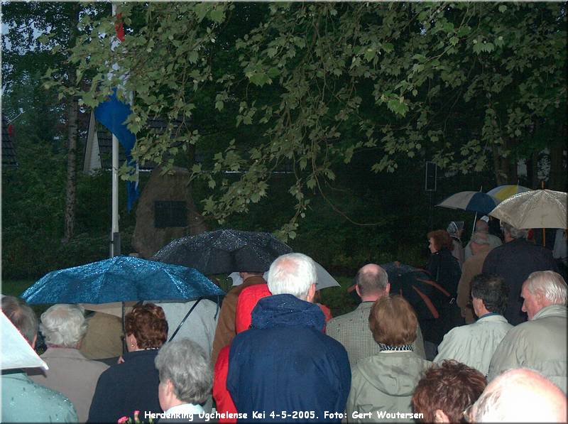 HPIM6145.JPG  Herdenking Ugchelense Kei Ugchelen 4-5-2005