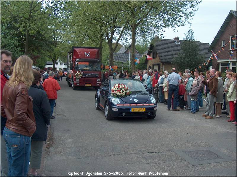 HPIM6235.JPG  Optocht Ugchelen 5-5-2005