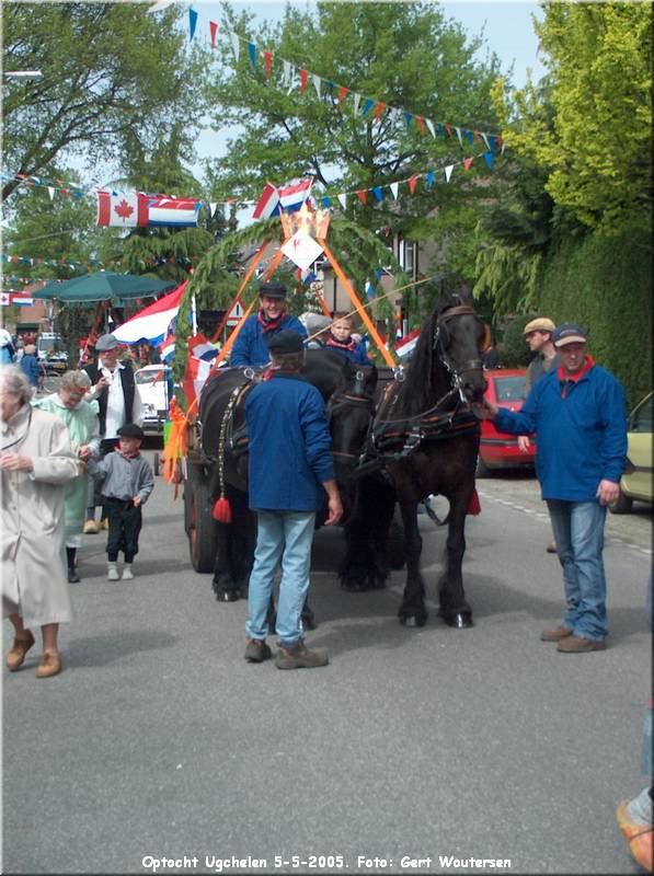 HPIM6259.JPG  Optocht Ugchelen 5-5-2005