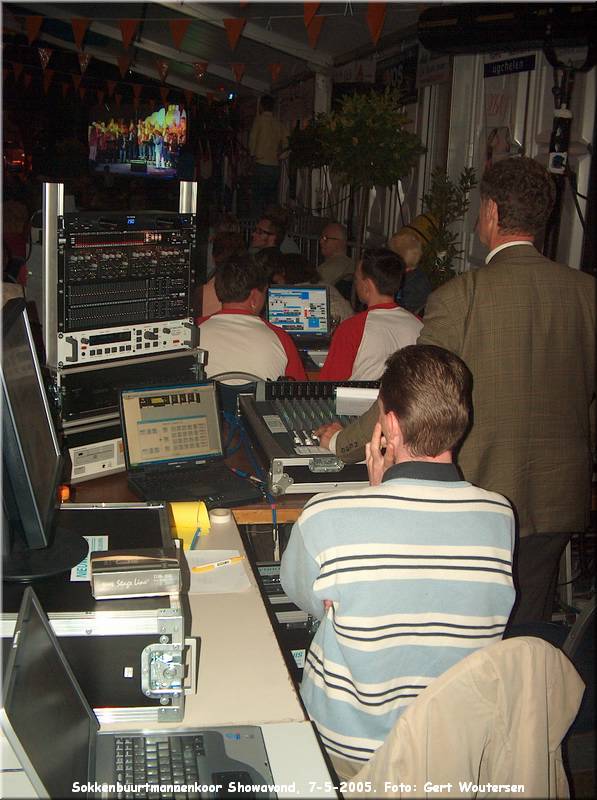 HPIM6474.JPG  Sokkenbuurtmannenkoor Showavond, 7-5-2005