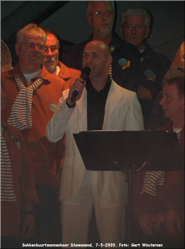 HPIM6511.JPG  Sokkenbuurtmannenkoor Showavond, 7-5-2005