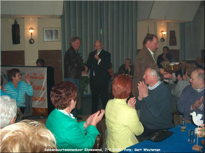 HPIM6641.JPG  Sokkenbuurtmannenkoor Showavond, 7-5-2005