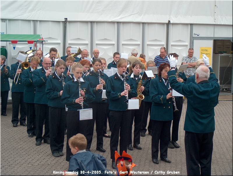 HPIM5639.JPG  Koninginnedag 30-4-2005