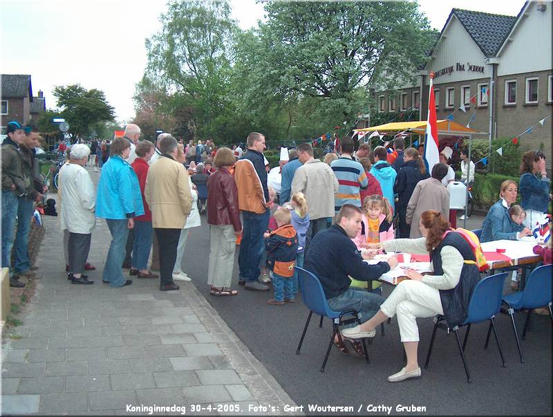 HPIM5744.JPG  Koninginnedag 30-4-2005