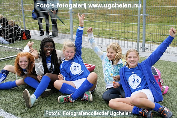 Schoolvoetbal (5).JPG