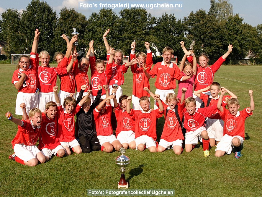 Schoolvoetbaltoernooi-DR-1961.JPG