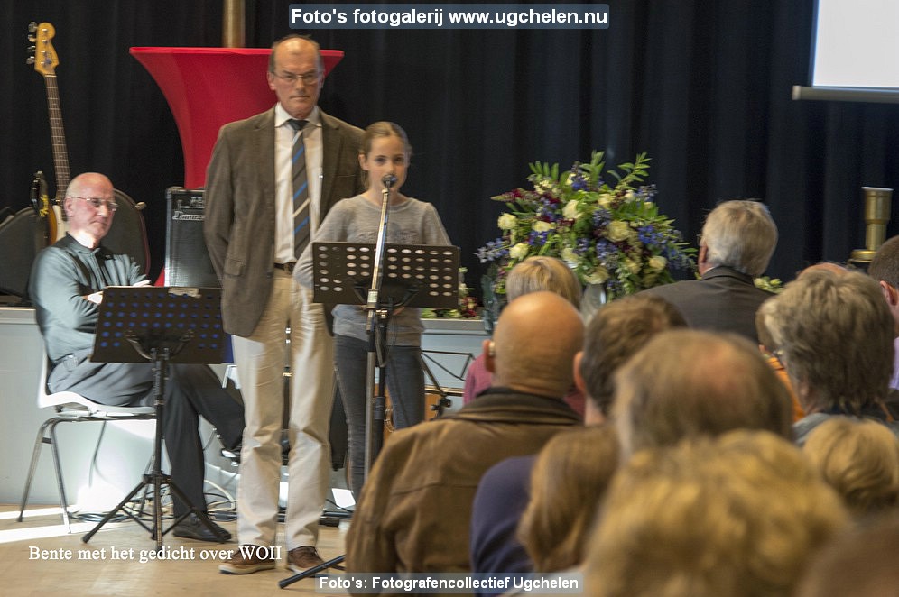 2015-Ugchelen-herdenkt-TL-01-kl.jpg