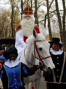 Sinterklaasintocht-DR-2007.JPG