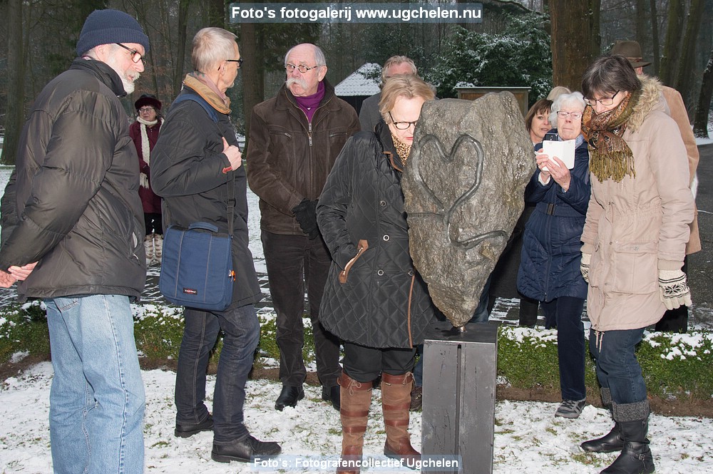 Onthulling beeld de verlichters 3403.jpg