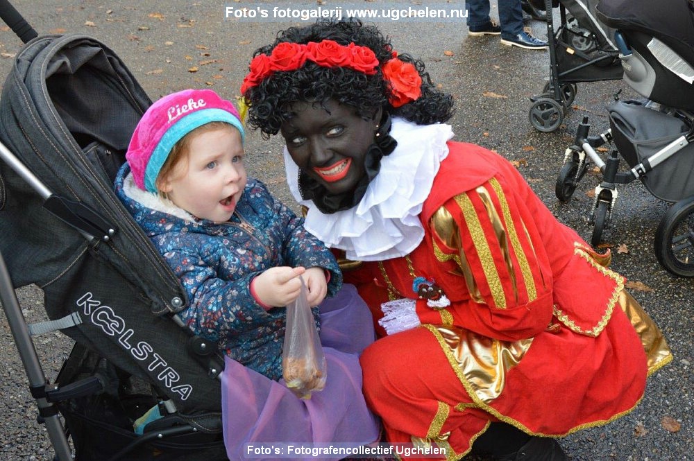 Bron19-Sinterklaasintocht-2017-TL-12.jpg