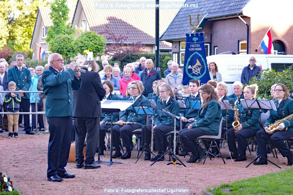 Herdenking_4_mei_bij-_de_kei-TL-4508.jpg