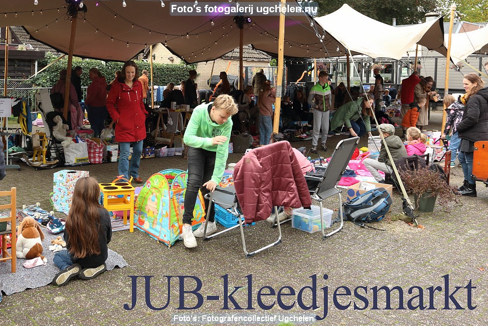 JUB-kleedjesmarkt-DR-5879.jpg