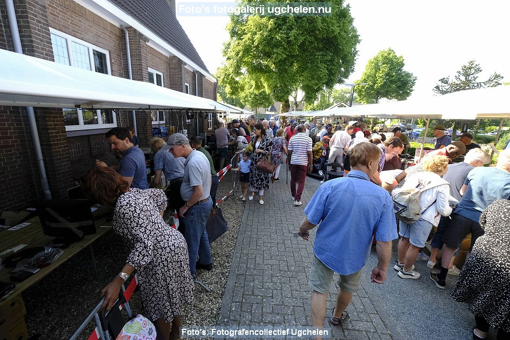 De eerste drukte.jpg