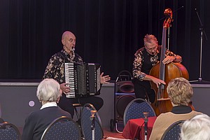 De Sfeerheren_HM-P1015246-ENR-2-01.jpg