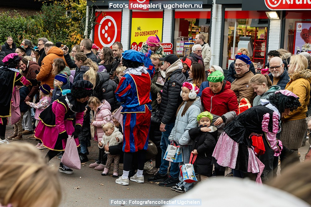 Intocht Sinterklaas 2024-HM-P1048775-ENRa.jpg