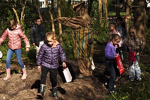 19-04-25 Paaseierenzoeken06.jpg