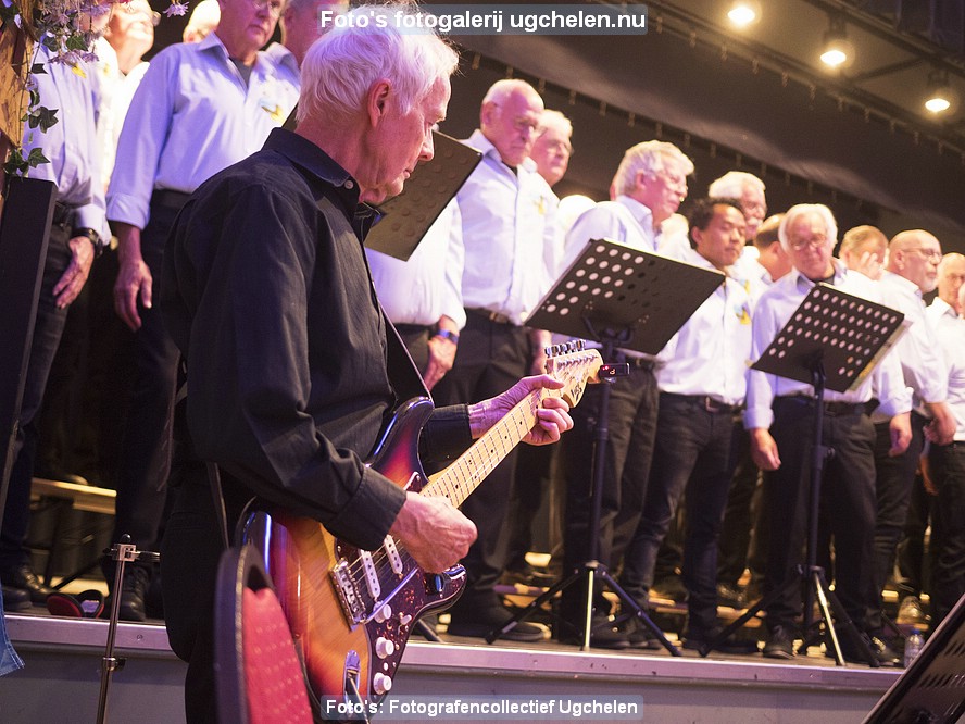 2025-13-05 Twee koren dorpshuis 5.jpg