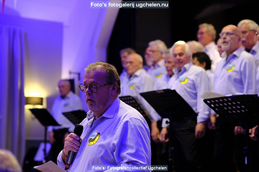 2025-13-05 Twee koren dorpshuis 8.JPG