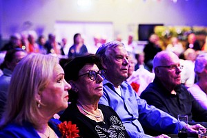 2025-13-05 Twee koren dorpshuis 3.JPG