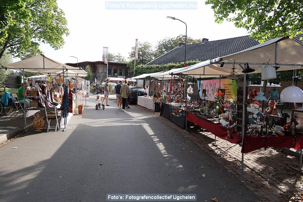 2025-09-20 Honingmarkt (10).JPG