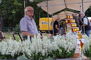 2025-09-20 Honingmarkt (20).JPG