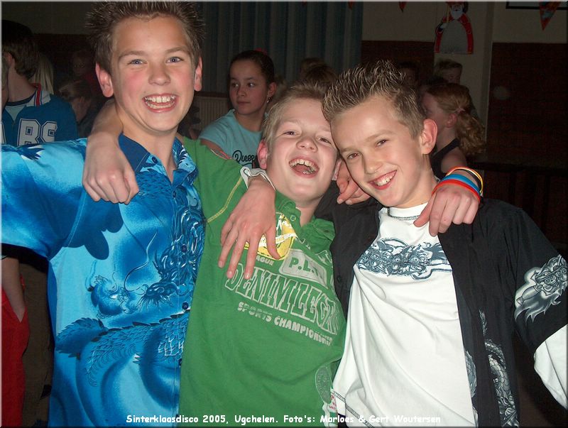 C042_HPIM9396.JPG Sinterklaasdisco 2005, Ugchelen