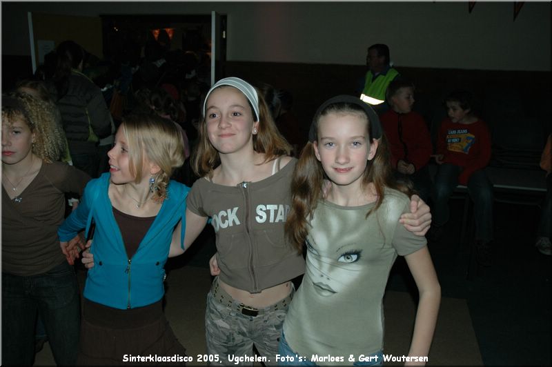 C097_DSC_3437.JPG Sinterklaasdisco 2005, Ugchelen