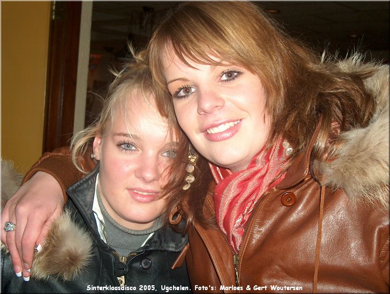 C102_HPIM9422.JPG Sinterklaasdisco 2005, Ugchelen