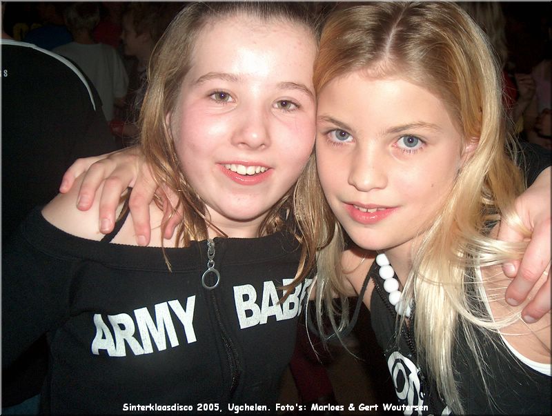 C110_HPIM9425.JPG Sinterklaasdisco 2005, Ugchelen