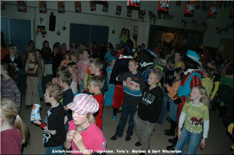 C195_DSC_3503.JPG Sinterklaasdisco 2005, Ugchelen