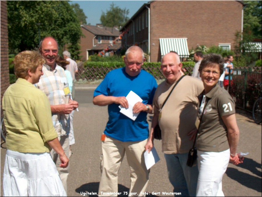 HPIM0652.JPG Ugchelen, 75 jaar Touwladder.