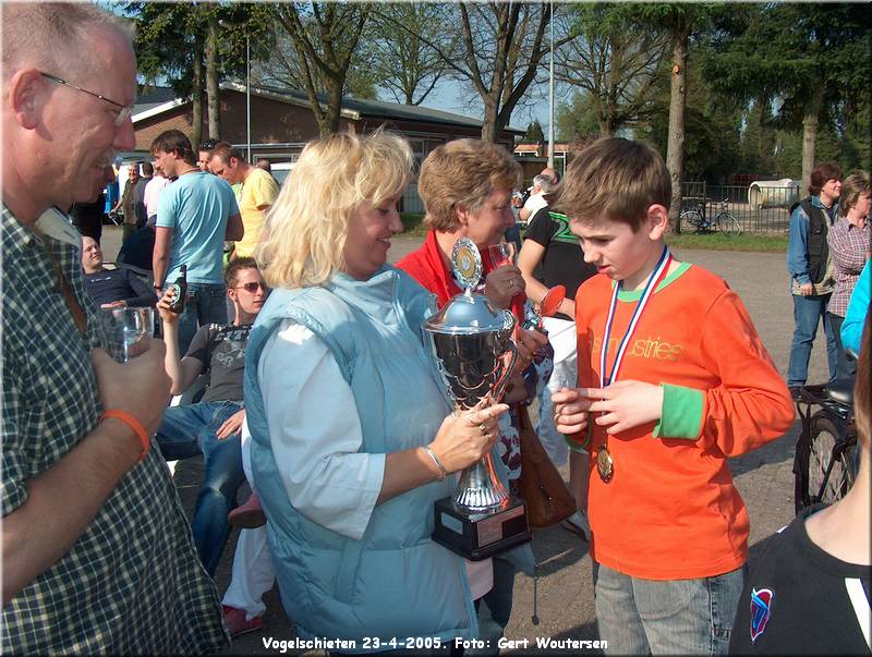 HPIM5472.JPG  JUB, Eieren zoeken 2005