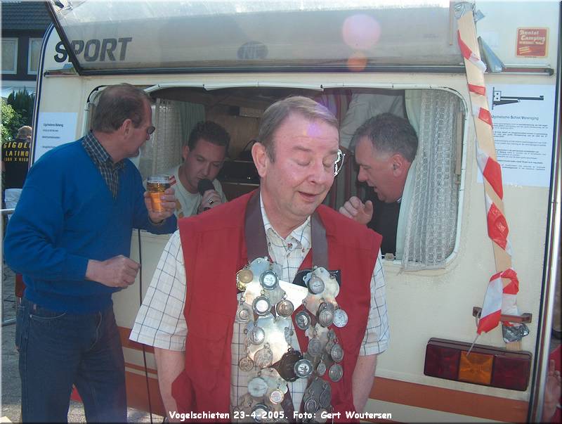 HPIM5473.JPG  JUB, Eieren zoeken 2005