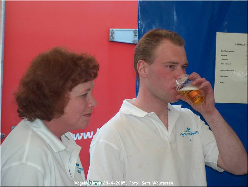 HPIM5477.JPG  JUB, Eieren zoeken 2005