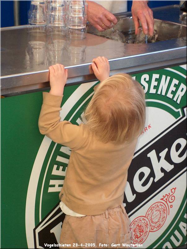 HPIM5480.JPG  JUB, Eieren zoeken 2005