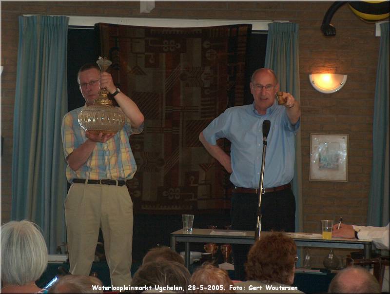 HPIM7518.JPG  Waterloopleinmarkt Ugchelen, 28-5-2005