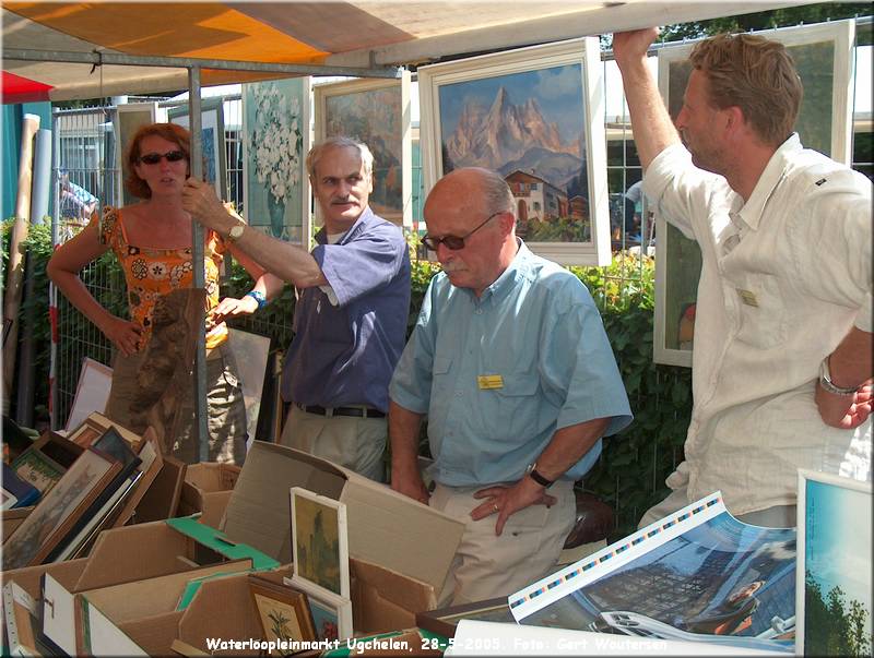 HPIM7535.JPG  Waterloopleinmarkt Ugchelen, 28-5-2005