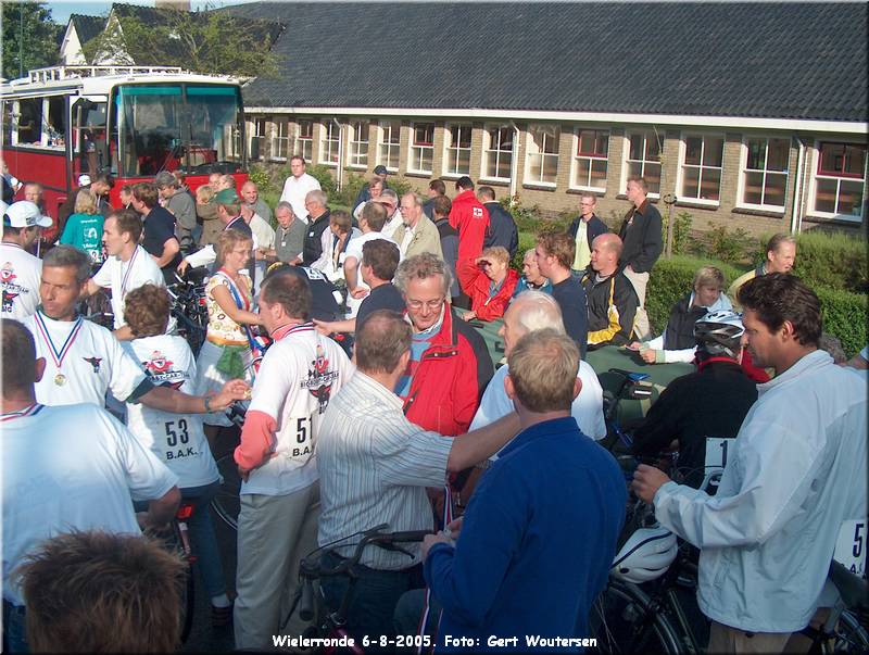 HPIM8313.JPG  Wielerronde Ugchelen 2005.